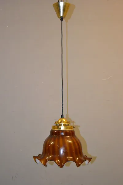 Taklampa. Peill & Putzler, glas/mässing.