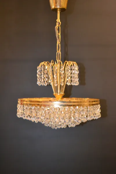 Taklampa med prismor. 1900-talet.