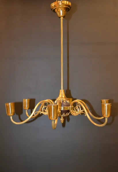 Taklampa. Mässing, 1900-talet.