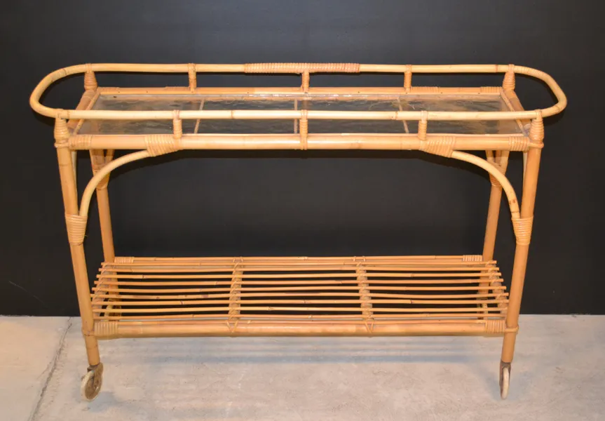Blomstervagn. Rotting & glas, 1900-talet.