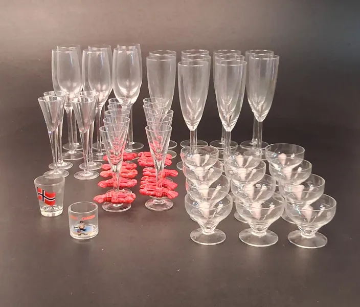 Diverse spritglas.