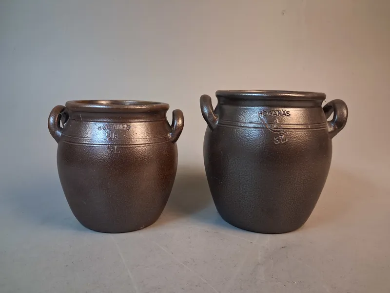 2 Krus Höganäs. 5 & 4 Liter.