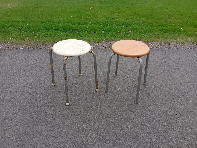 2 Pallar.