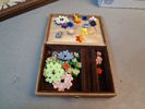 Diverse pins & majblommor.