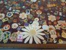 Diverse pins & majblommor.