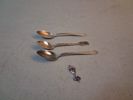 3 Skedar & hänge, silver, 33gram.
