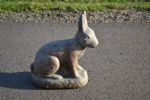Trädgårdsskulptur. "Hare", Betong, signerad B.J.