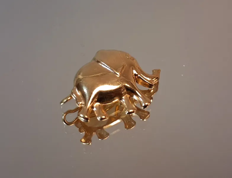 Brosch. Elefant, 18K Guld, 1,14gram.