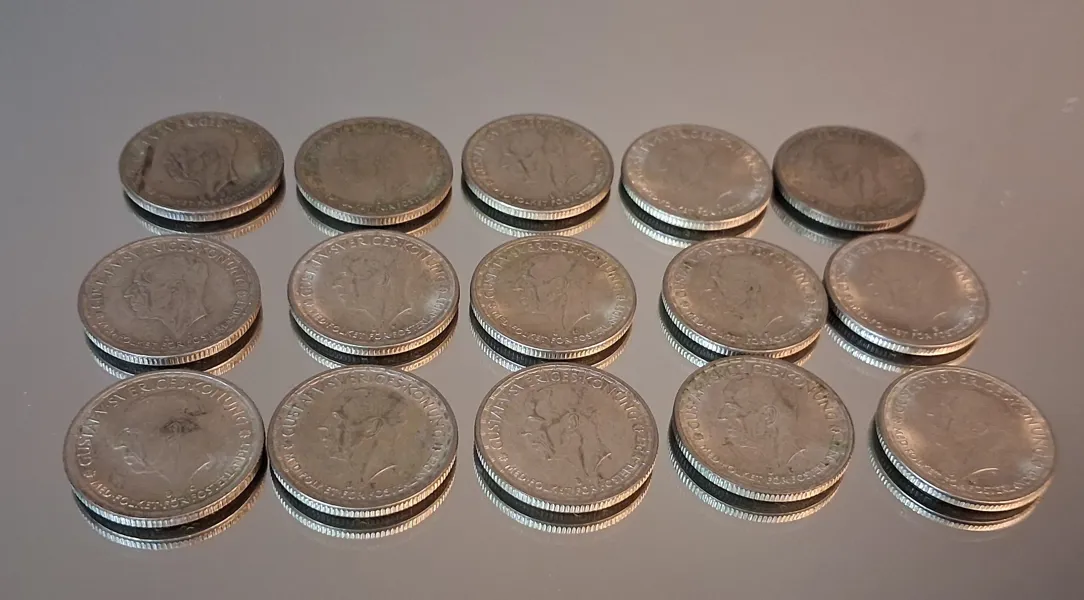 15 Stycken 2 Kronor. Silverhalt 40%, 210gram, 1943-1949.
