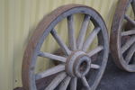 2 Vagnshjul. 1800/1900-talet.