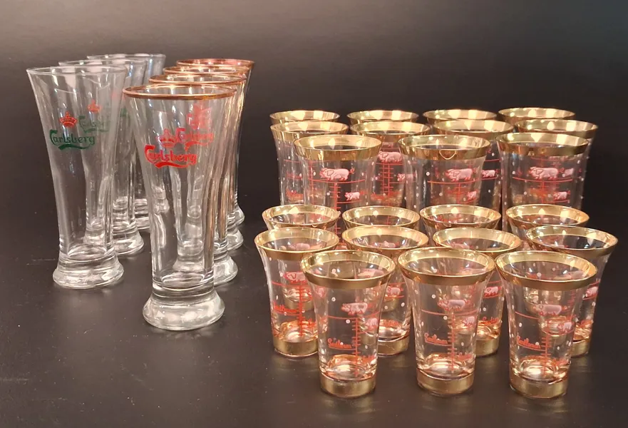 Diverse spritglas.
