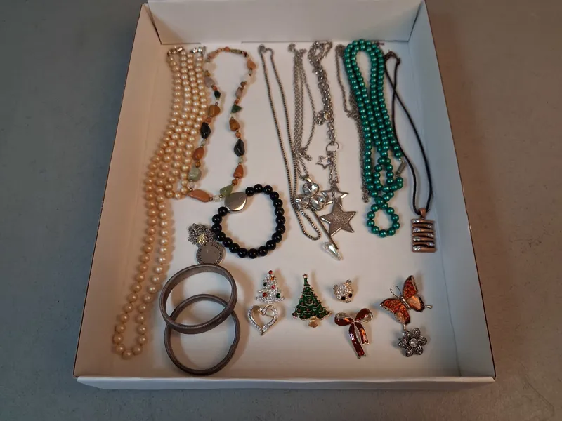 Diverse Bijouterier.