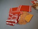 Diverse textil. Bl.a Dukar, virkat.