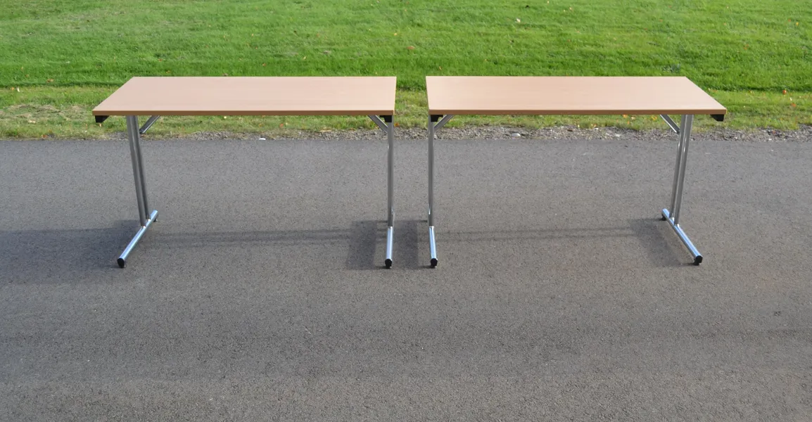 2 Konferensbord. Gerdmans, hopfällbara.