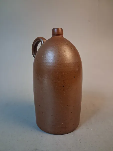 Krus med hänkel, Helsingborg stenkärlfabrik. 3 Liter.