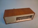4 Radio apparater. Telefunken, Philips, SUDFUNK.
Säljes som prydnader.