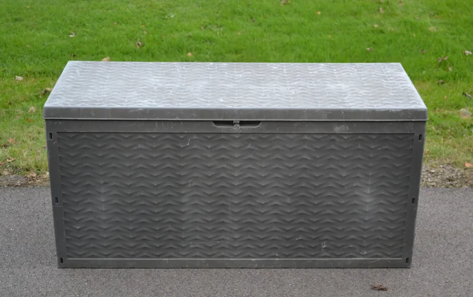 Dynbox med dynor 4+2st.