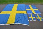 4 Svenska flaggor.