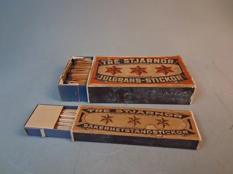 Tändstickor.