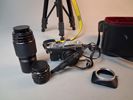Analog kamera Konica, digitalkamera samsung, Video kamera Sony, samt tillbehör.