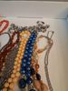 Diverse halsband.