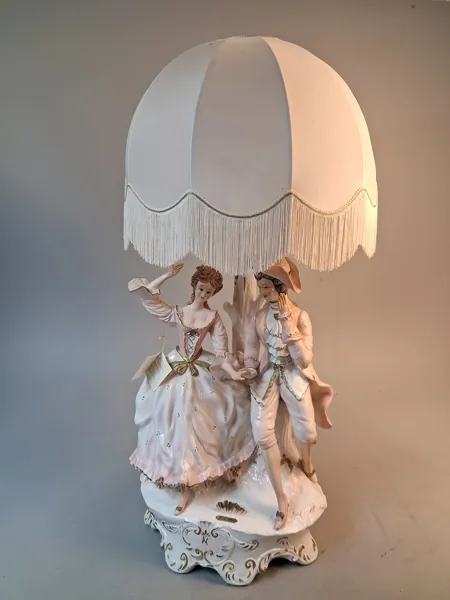 Golvlampa. Guido Cortese, Cevik, Italien.