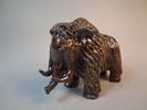 Bisonoxe, lergods. Tung, Oidentifierad.