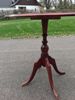Pelarbord. Mahogny.