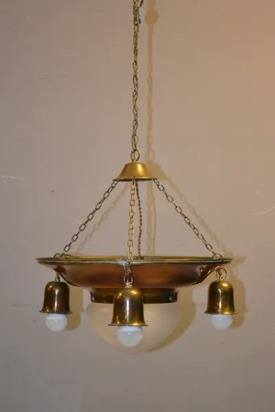 Taklampa. Jugend, mässing