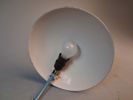 Bordslampa. Bemålad, ställbar skärm, möjligtvis Elektroskandia.