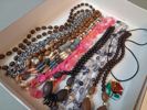 Diverse halsband.