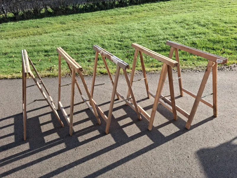 5 Arbetsbockar. Hopfällbara.