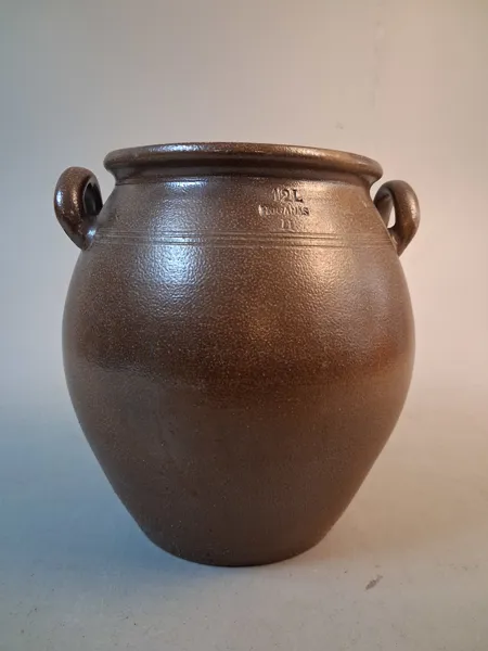 Krus, Höganäs 12 Liter.